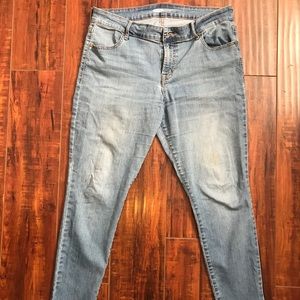 Size 14 Old Navy Super skinny Ankle Jean